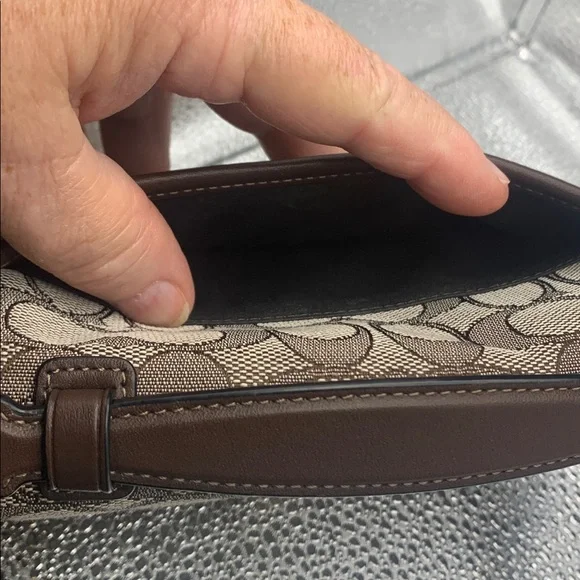 Coach Tan and Brown Signature Shoulder Bag - Picture 7 of 9
